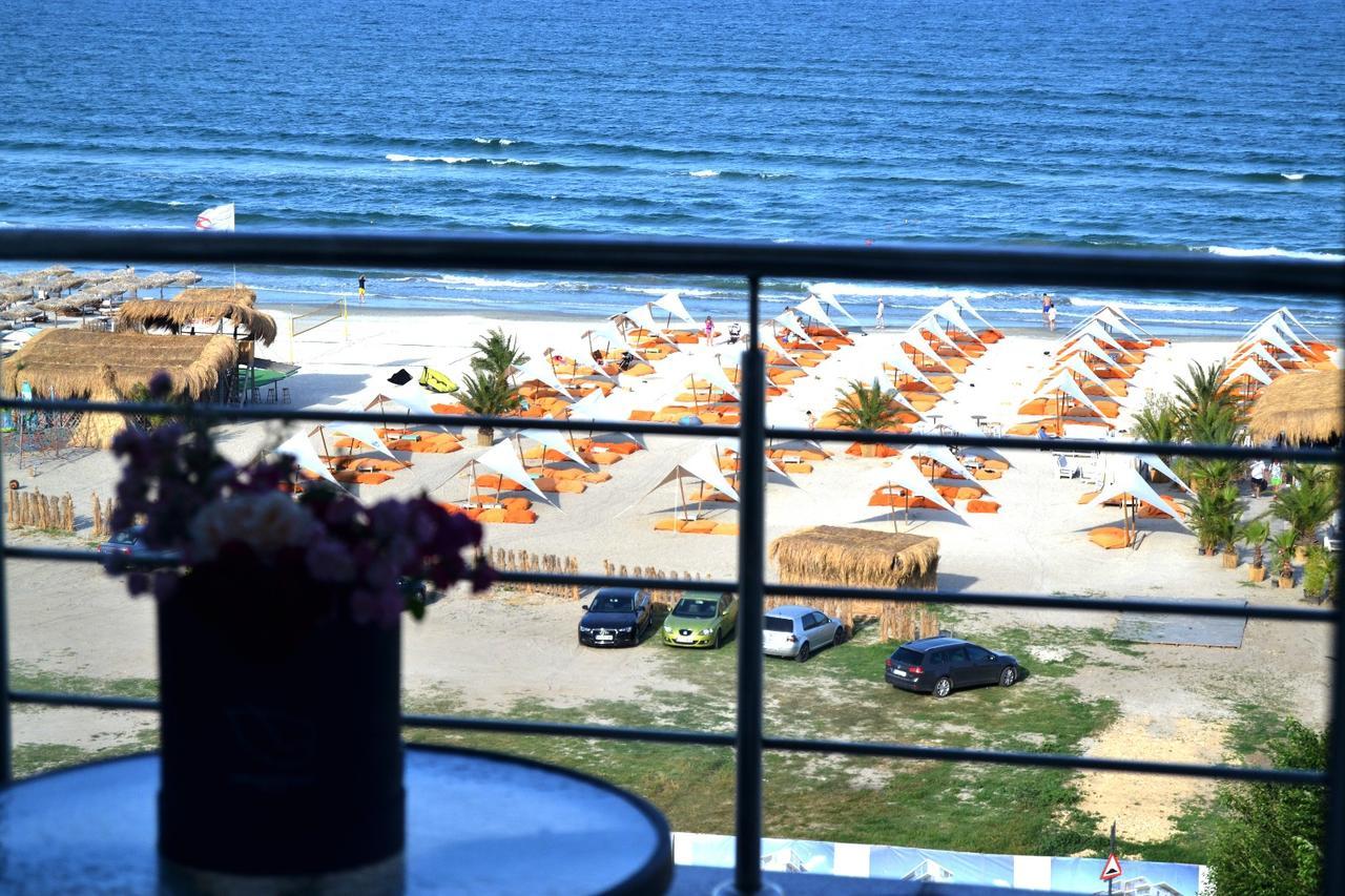 Luna Rossa Sumerland Mamaia Esterno foto